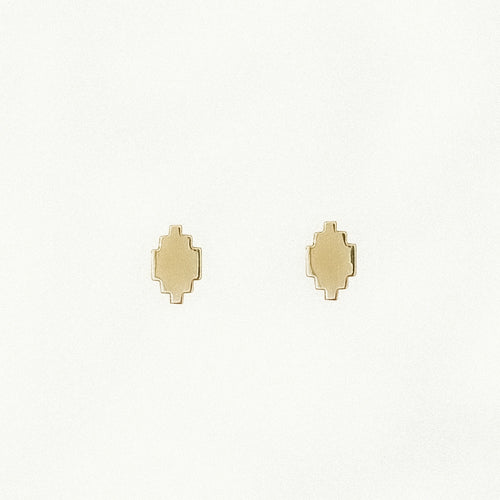 Stud Earrings in 18K Solid Yellow Gold with traditional design.